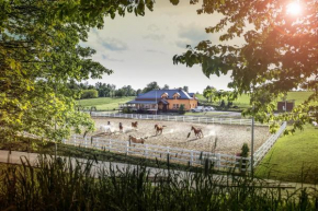 Гостиница Hotel Horse Riding, Тршице